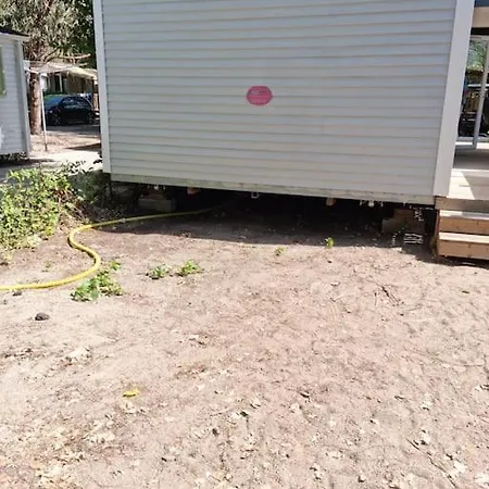 Location D'un Mobil-home De 35 M² Au Les Sables D'or - 4 Etoiles Avec Grand Parc Aquatique *