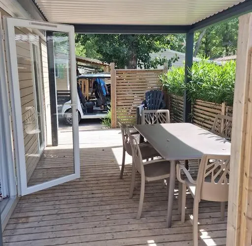 Location D'un Mobil-home De 35 M² Au Les Sables D'or - 4 étoiles Avec Grand Parc Aquatique * Le Grau d'Agde