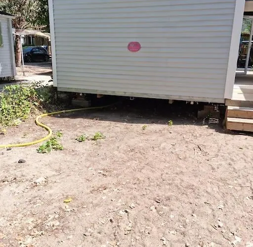Location D'un Mobil-home De 35 M² Au Les Sables D'or - 4 Etoiles Avec Grand Parc Aquatique *
